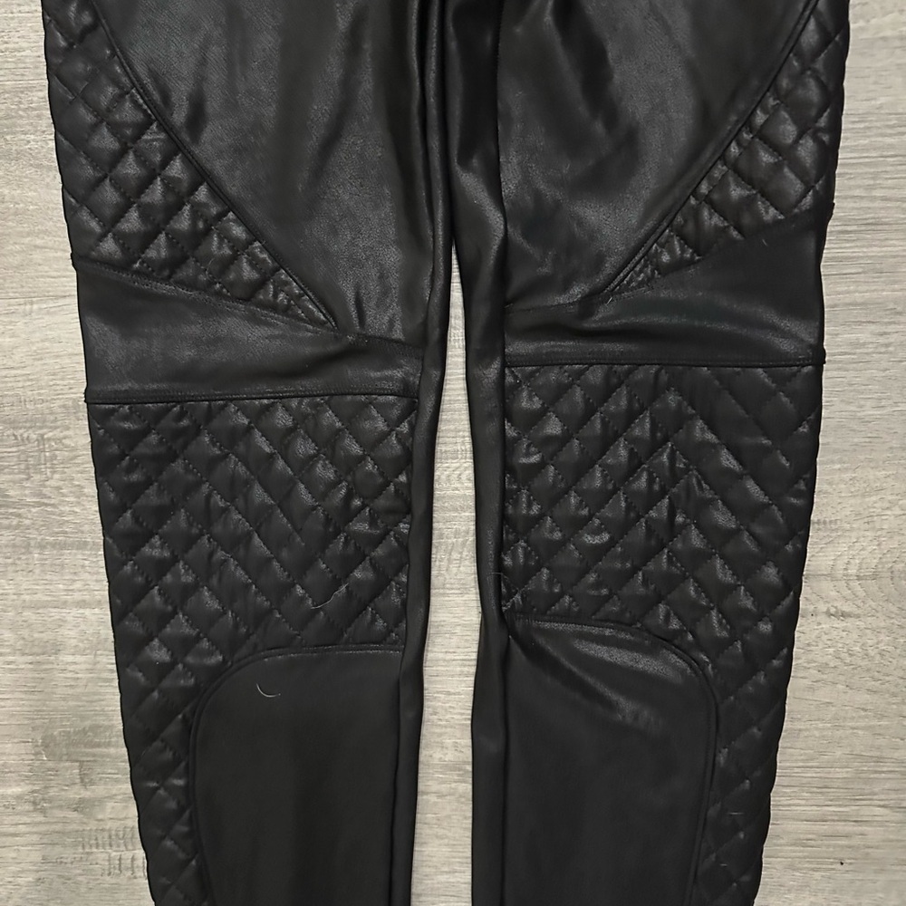 Spanx faux Leather Look Moto Leggings Sz M - Picture 3 of 5